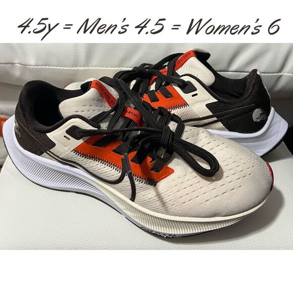 Nike Air Zoom Pegasus 38 Cleveland Browns NFL Running Shoes | 4.5y | Women's 6 - Picture 1 of 8